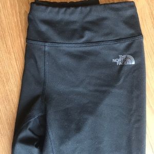 North face crop tights.